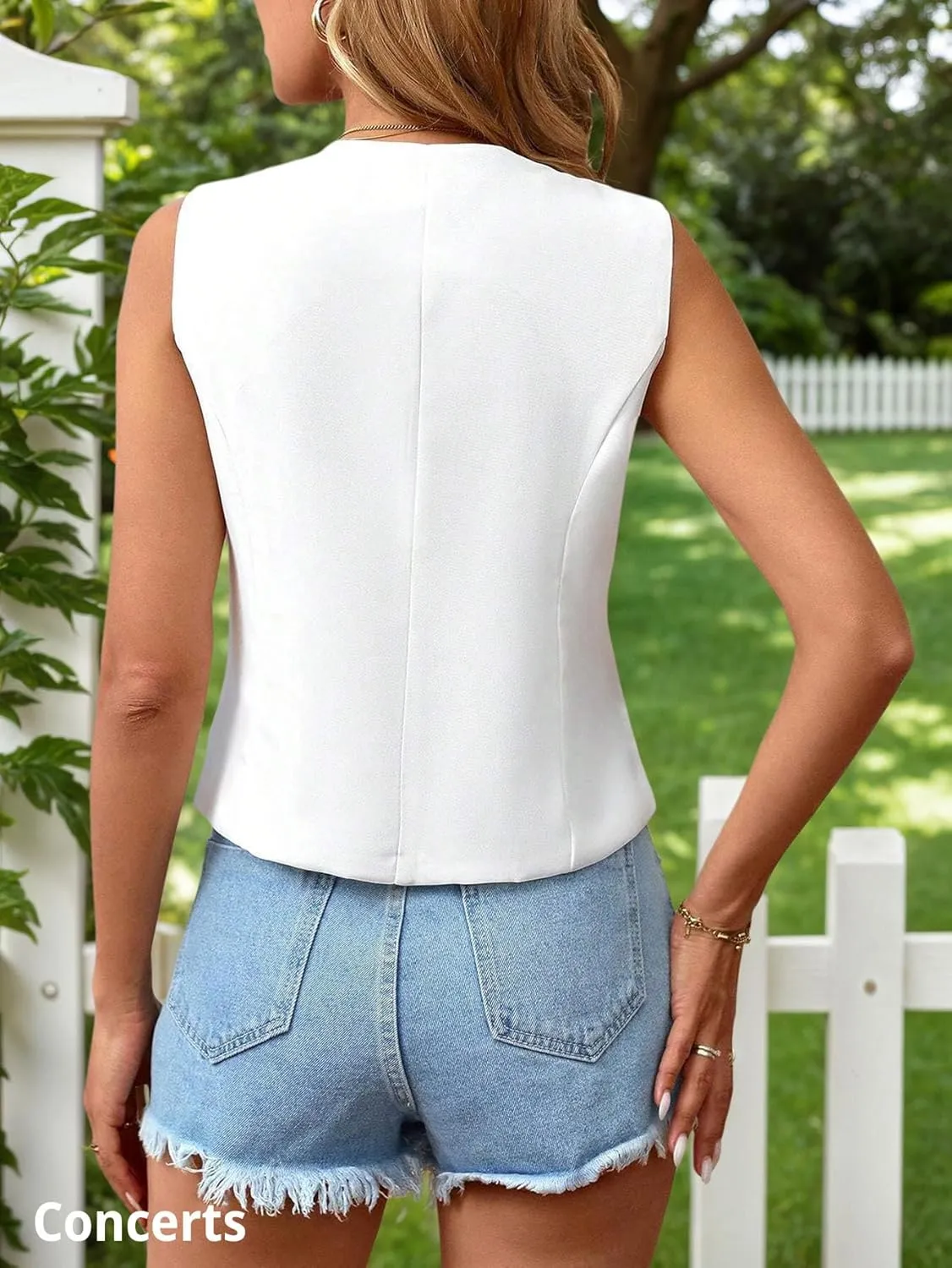 2025 Womens Summer Cropped Vest Tops Sleeveless Lightweight V-Neck Single Breasted Casual Fashion Work Jacket