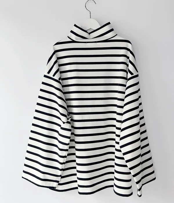 INTERIM/HYPER BIG SUVIN GIZA BASQUE HIGH NECK BORDER SHIRT (WHT/NVY)